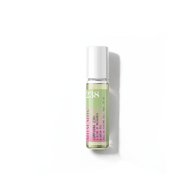 No 238 MACADAMIA & GREEN TEA Roll-On Perfume